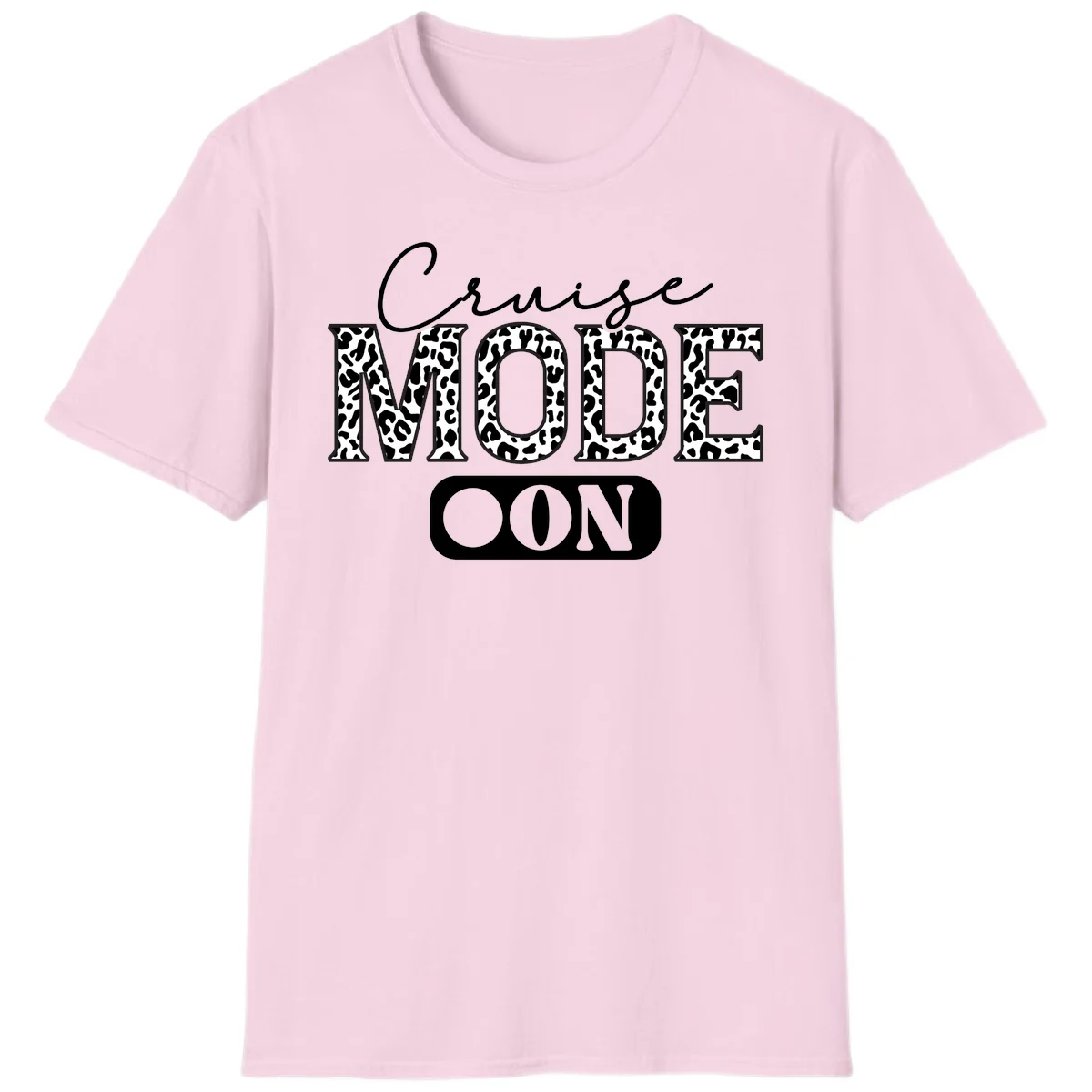Cruise Mood Leopard Print Vacation T-Shirt in Light Pink
