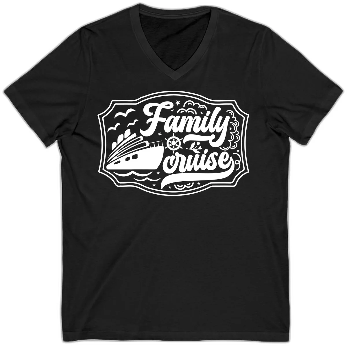 Family Cruise Vintage Badge V-Neck in Black